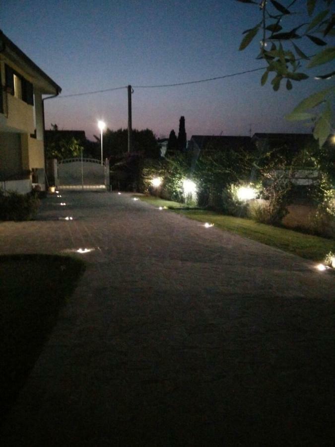 Oasi Peppa Villa Асчеа Екстериор снимка