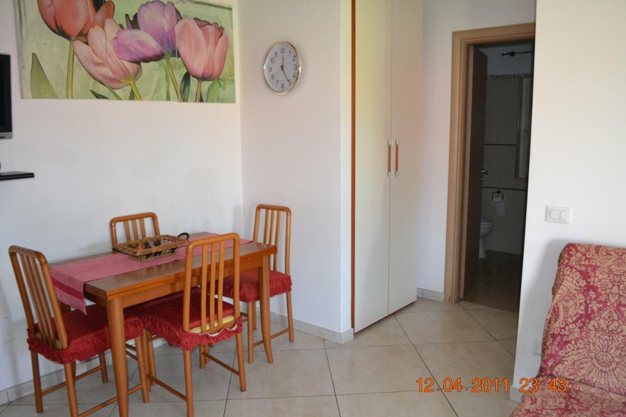 Oasi Peppa Villa Асчеа Екстериор снимка